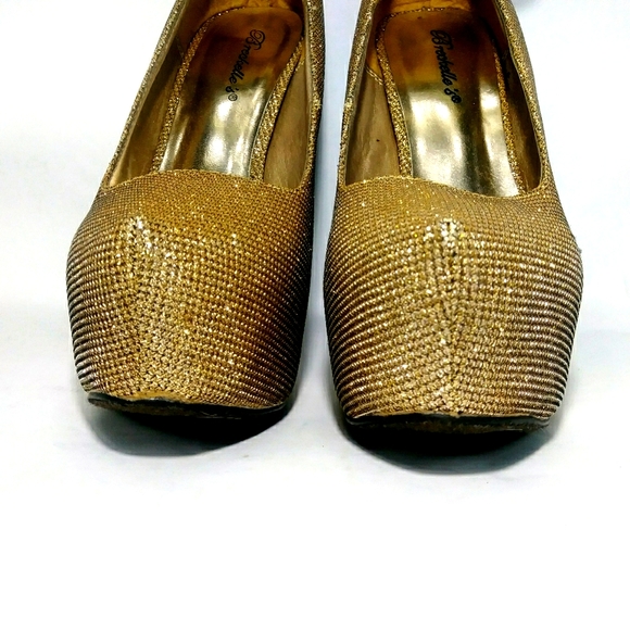 Ankle strap Almond-Toe Heel pump 😍 - Picture 3 of 13